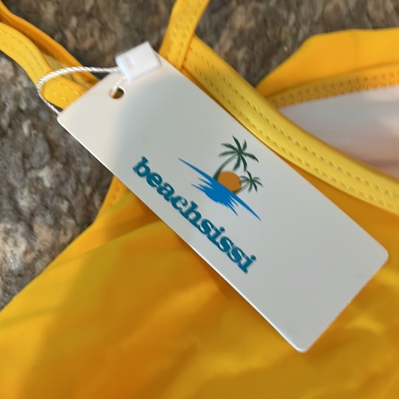 Beachsissi two piece.  Brand new with tags. - Picture 3 of 3